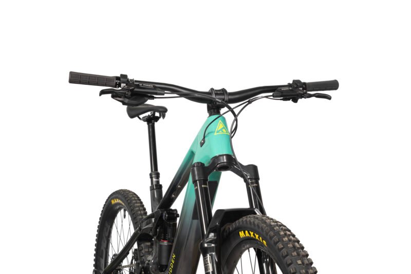 Druidcore 3 teal front end