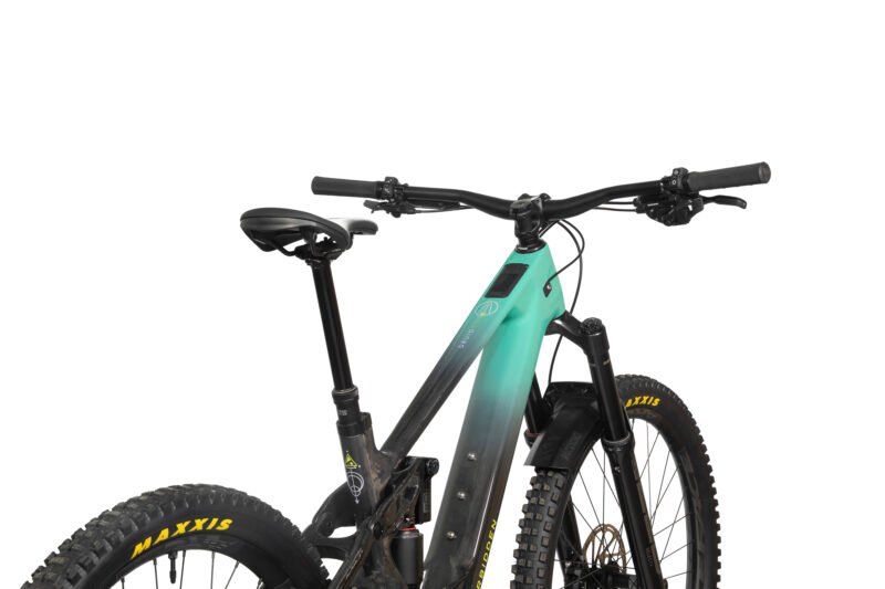 Druidcore 3 teal top tube