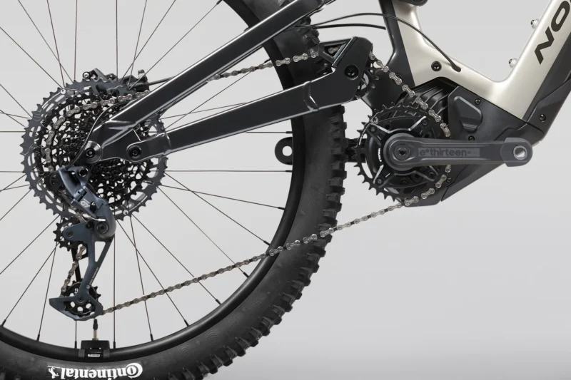Range Vlt C2 Silver Drivetrain Detail Bg Xl