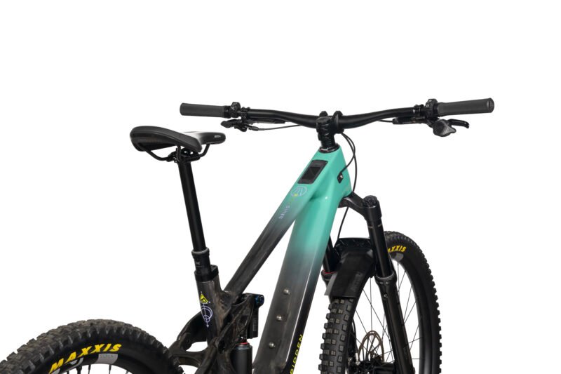 Druidcore 2 teal top tube
