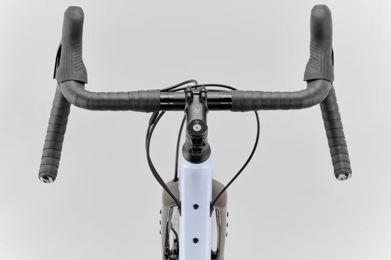 My25 search a grx ice white cockpit xl