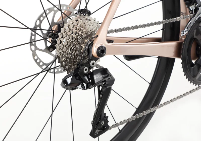 2024 rivette carbon 2 rose gold detail 1