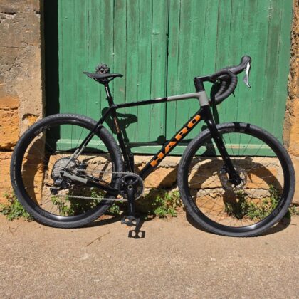 Haro Buzzard Carbon 3 Noir Ardoise – gravel carbone promo 2199€, vue principale