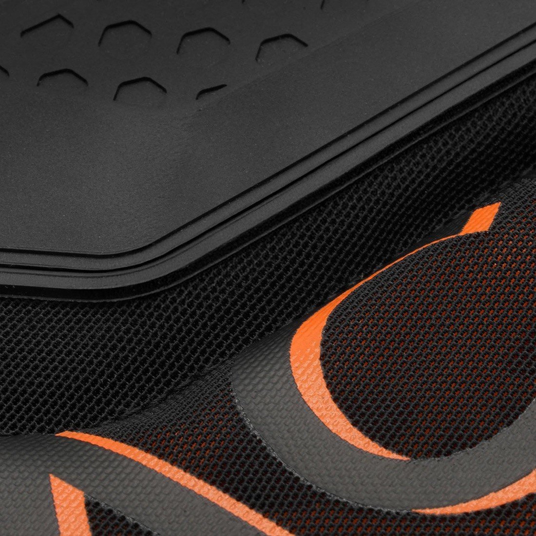 Alpha plastron evo (2)