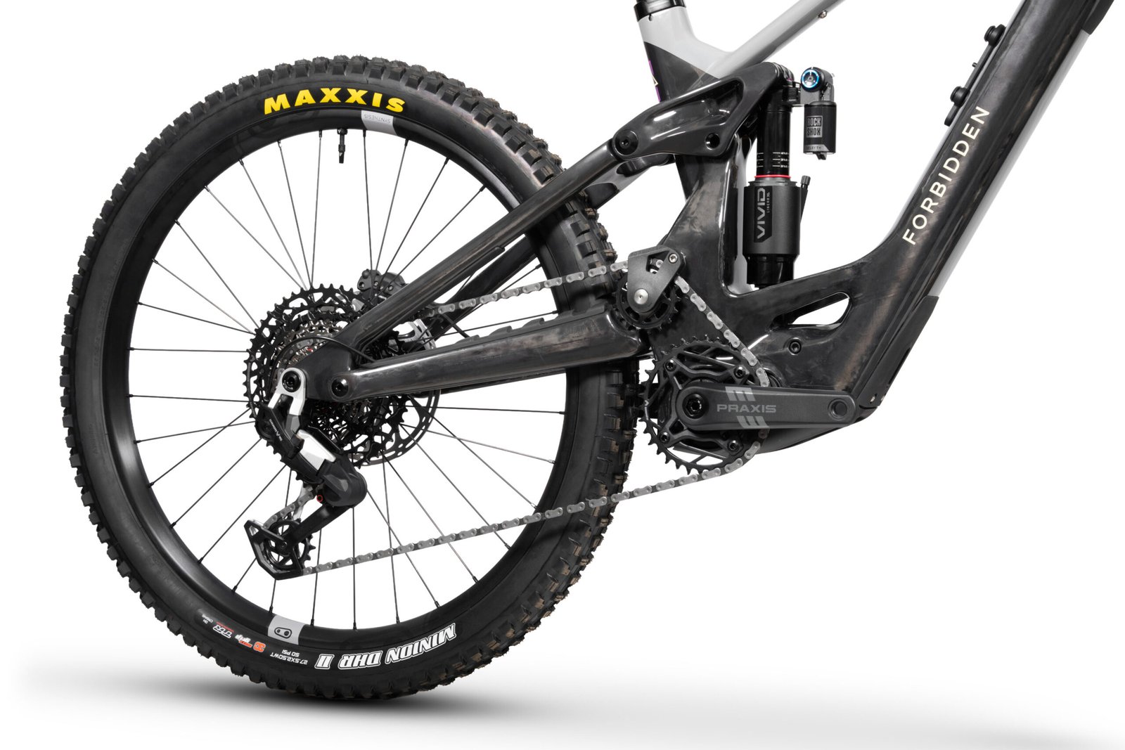 2026DreadnoughtE T3 Studio Drivetrain web