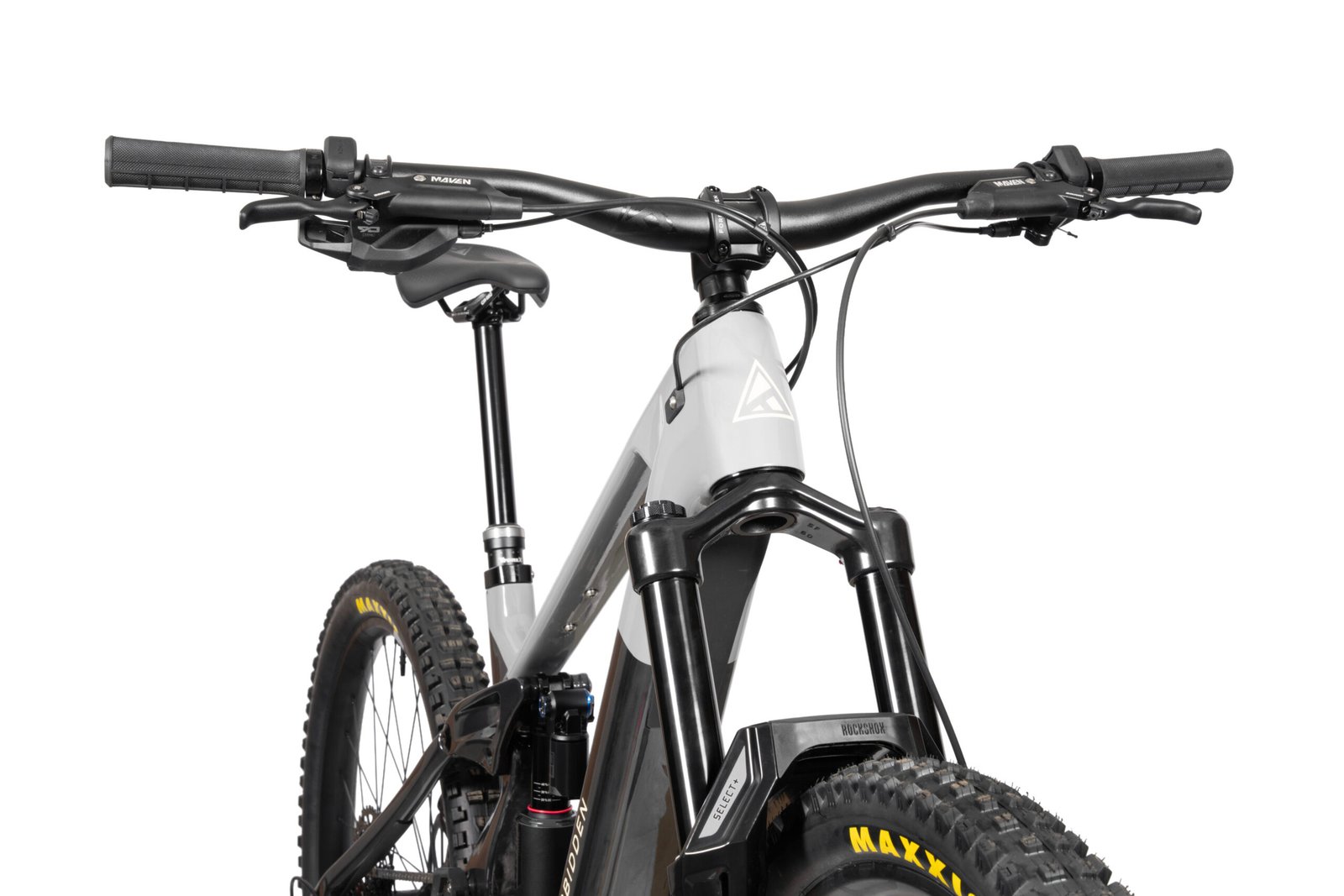 2026DreadnoughtE T3 Studio FrontEnd web