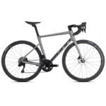 Sunn Asphalt S1 velo de route endurance carbone Shimano 105 Di2 12v Brute One Carbone R32 Disc tubeless — image a la une 800x800