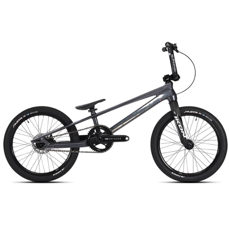 Sunn Royal Factory BMX race aluminium 6069 Edge Tubing fourche Ikon Carbone disque Shimano MT501 cintre Pride SevenMotion — image a la une 800x800