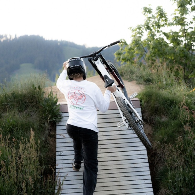 Selle Sixpack EVO Rail Ultra – vue dessous et rails