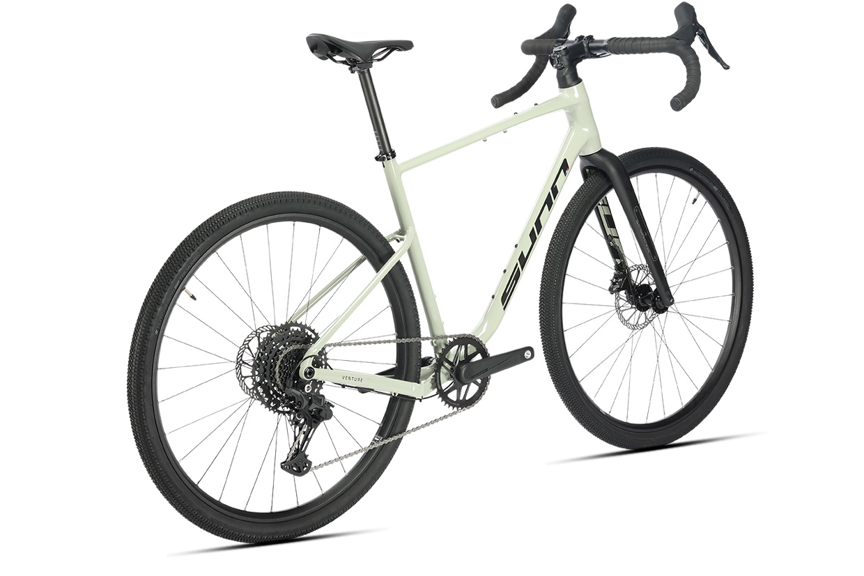 Sunn Venture S2 transmission Shimano CUES DU6000 10v cassette 11-48 et freins BR-U6030 hydrauliques