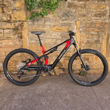 Whistle AXR CA5.7 Avinox Noir/Rouge – VTTAE enduro carbone/alu Avinox M2S RockShox Psylo 160mm 24kg, vue principale